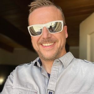 Meet your Posher, Mark